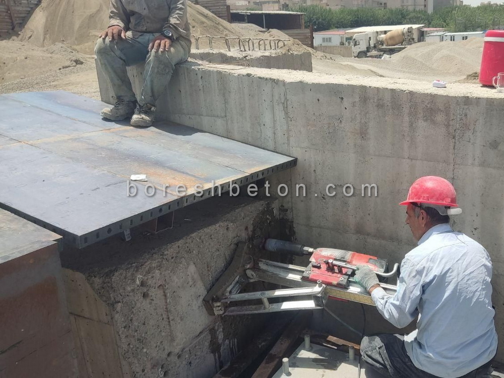 برش بتن برای دریچه کولر ساختمان سه طبقه